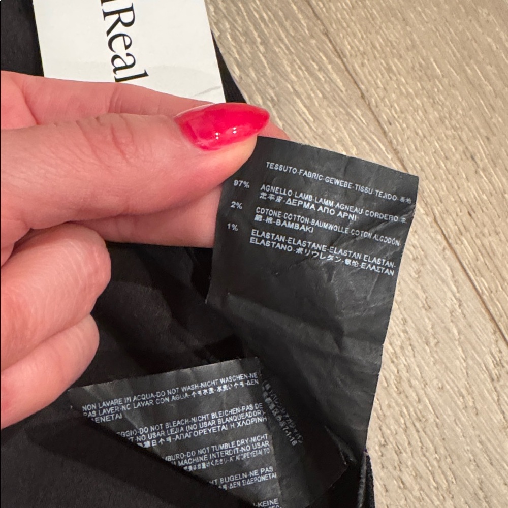Vintage Balenciaga Black Leather Pencil Skirt Size 38 - Picture 10 of 14